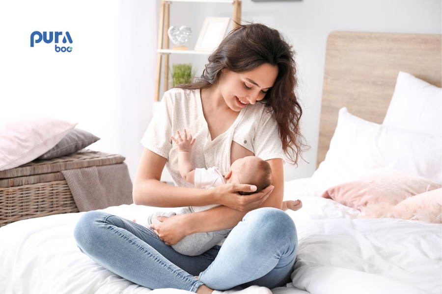 Cách khắc phục tình trạng bé bú không đủ sưqax