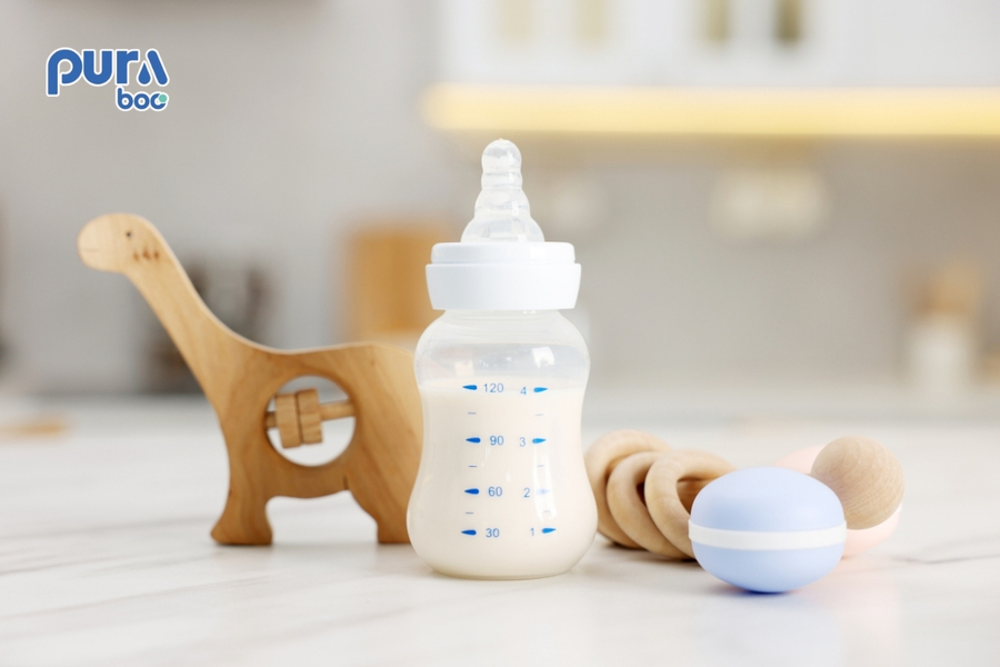 Nhiệt độ pha sữa cho bé